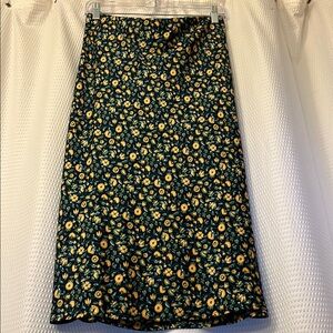 🌼🌿 NWOT J.Crew Floral Midi Skirt